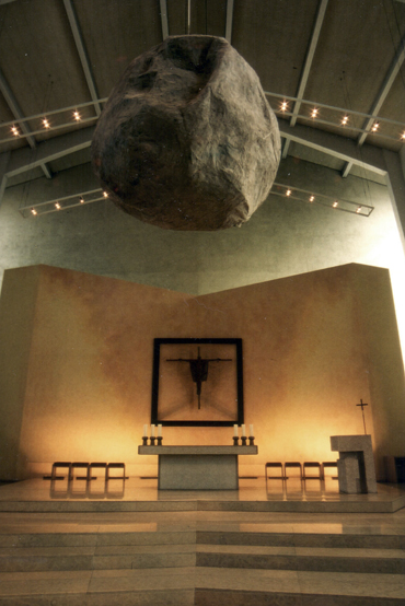 Kunstinstallation in der St. Karl Borromäus Kirche Winnenden