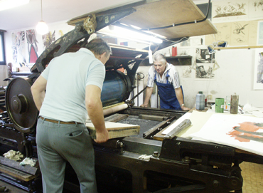 in Nalors Grafika lithostudio in Vác, Hungary