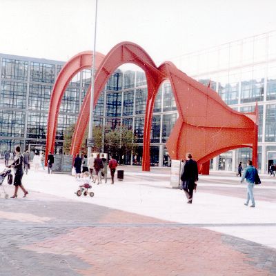 "Clausur" mit "Die Gruppe"  Galerie d'Esplanade de la Defense : Galerie d'Esplanade de la Defense, die Gruppe Stuttgart