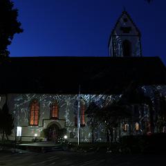 Lichtinstallation Brautkleid 2019 : St. Laurentius Hailfingen, Philipp Contag-Lada